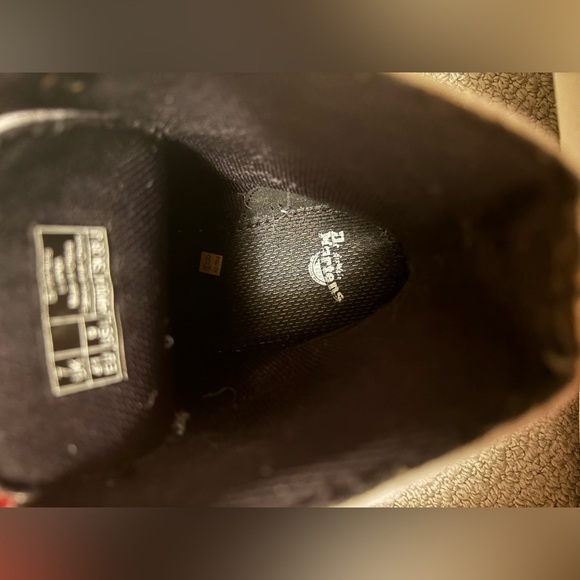 White Lace Up Dr Martens | Women’s 9 - Picture 5 of 6